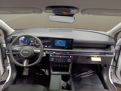New 2026 Hyundai Tucson Blue SE w/ Tow & Go Package AWD/4WD image 24