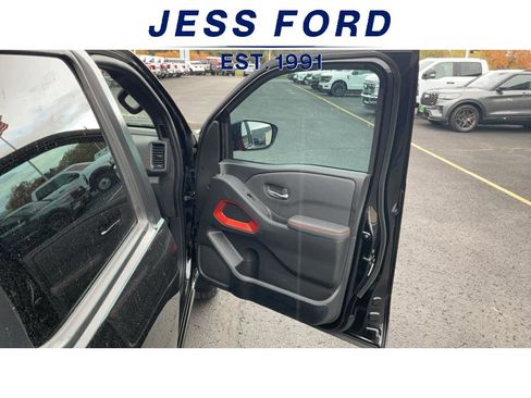 Used 2022 Nissan Frontier PRO-4X w/ Off-Road Protection Package image 9