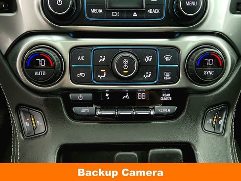 Used 2020 Chevrolet Tahoe LT w/ Luxury Package AWD/4WD image 18