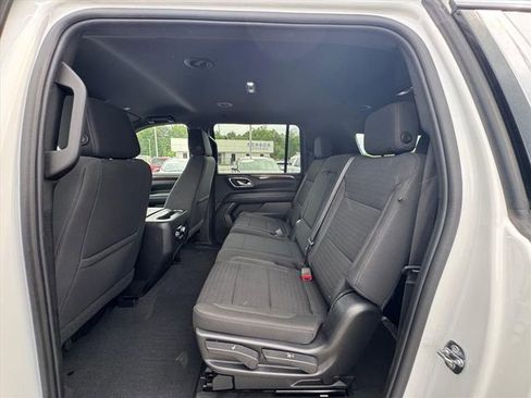 Used 2022 GMC Yukon XL SLE w/ Max Trailering Package RWD image 11