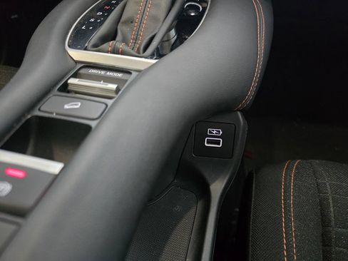Used 2023 Honda HR-V Sport image 11
