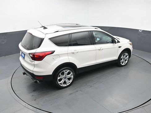 Used 2019 Ford Escape Titanium image 45