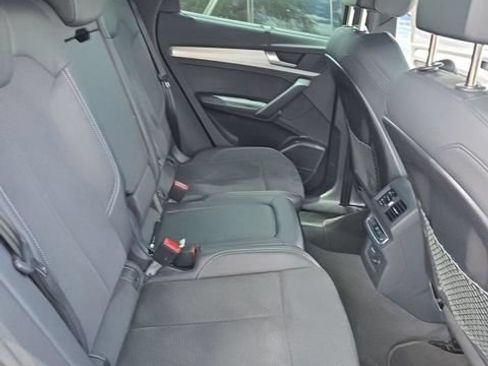 Used 2023 Audi Q5 e Prestige w/ Prestige Package AWD/4WD image 8