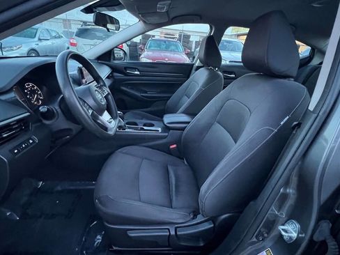 Used 2022 Nissan Altima 2.5 S image 16