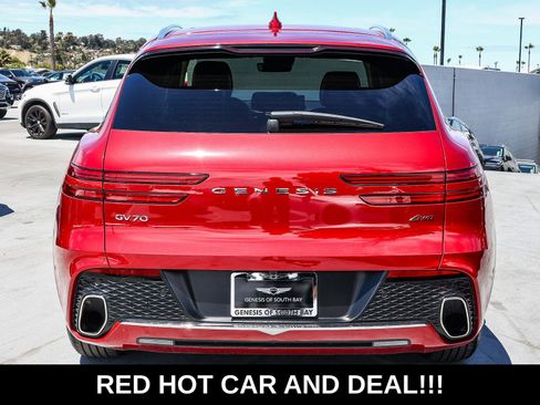 Used 2023 Genesis GV70 2.5T w/ Advanced Package AWD/4WD image 5