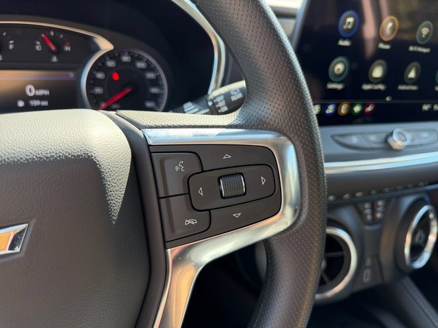 Used 2024 Chevrolet Blazer LT w/ Convenience Package FWD image 27