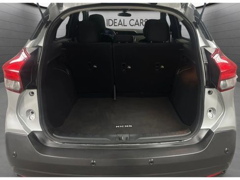 Used 2020 Nissan Kicks S FWD image 19