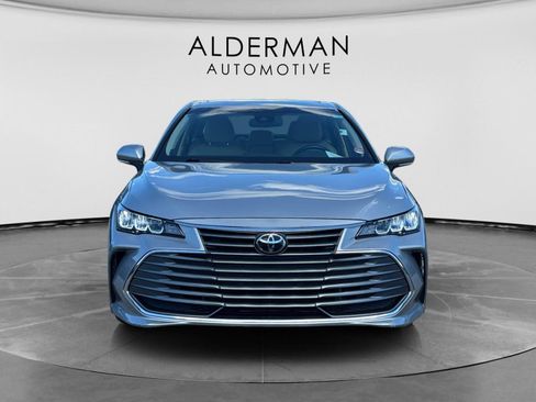 Used 2019 Toyota Avalon XLE w/ Moonroof Package FWD image 8