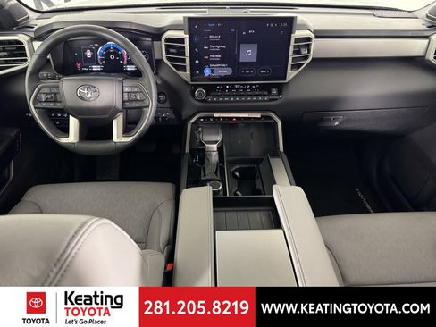 Used 2025 Toyota Sequoia Limited image 21