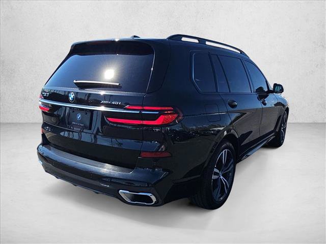 Used 2024 BMW X7 xDrive40i w/ M Sport Package AWD/4WD image 5