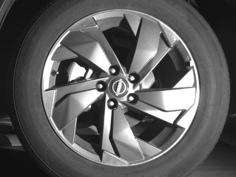 Used 2025 Nissan Rogue SV image 12