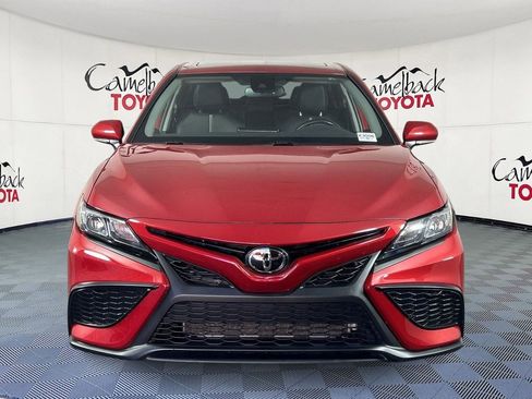 Used 2023 Toyota Camry SE w/ Convenience Package FWD image 3