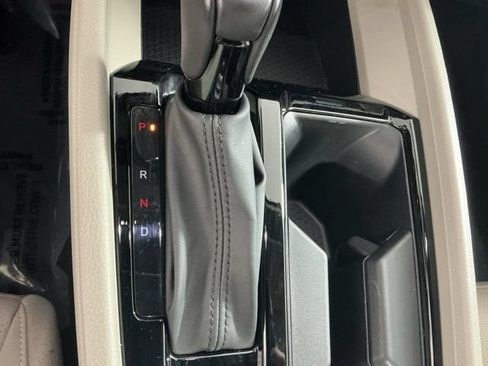 Used 2024 Honda Accord EX-L image 18