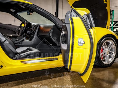Used 2008 Chevrolet Corvette Z06 w/ Preferred Equipment Group RWD image 88