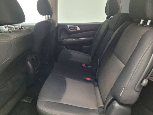 Used 2020 Nissan Pathfinder SV w/ Cargo Package image 18