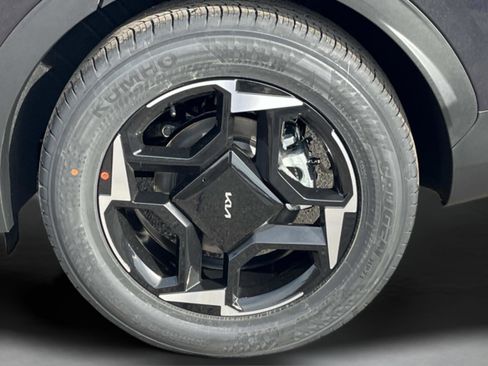 New 2026 Kia Sportage EX image 11