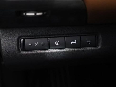 New 2026 Nissan Pathfinder Platinum AWD/4WD image 13