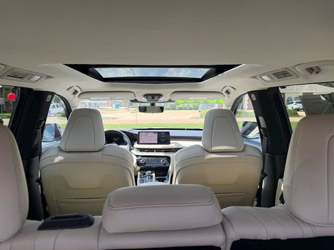 Used 2023 INFINITI QX60 Sensory w/ Vision Package AWD/4WD image 14