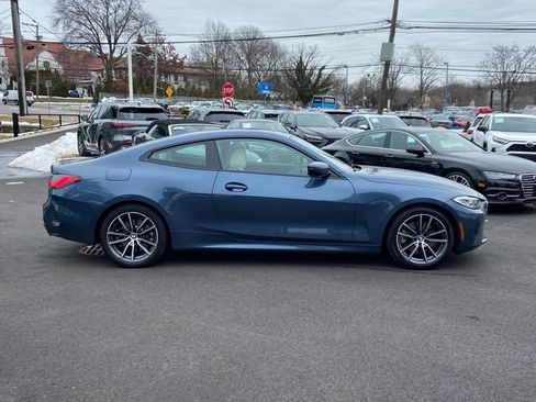 Used 2023 BMW 430i xDrive Coupe w/ Premium Package image 4