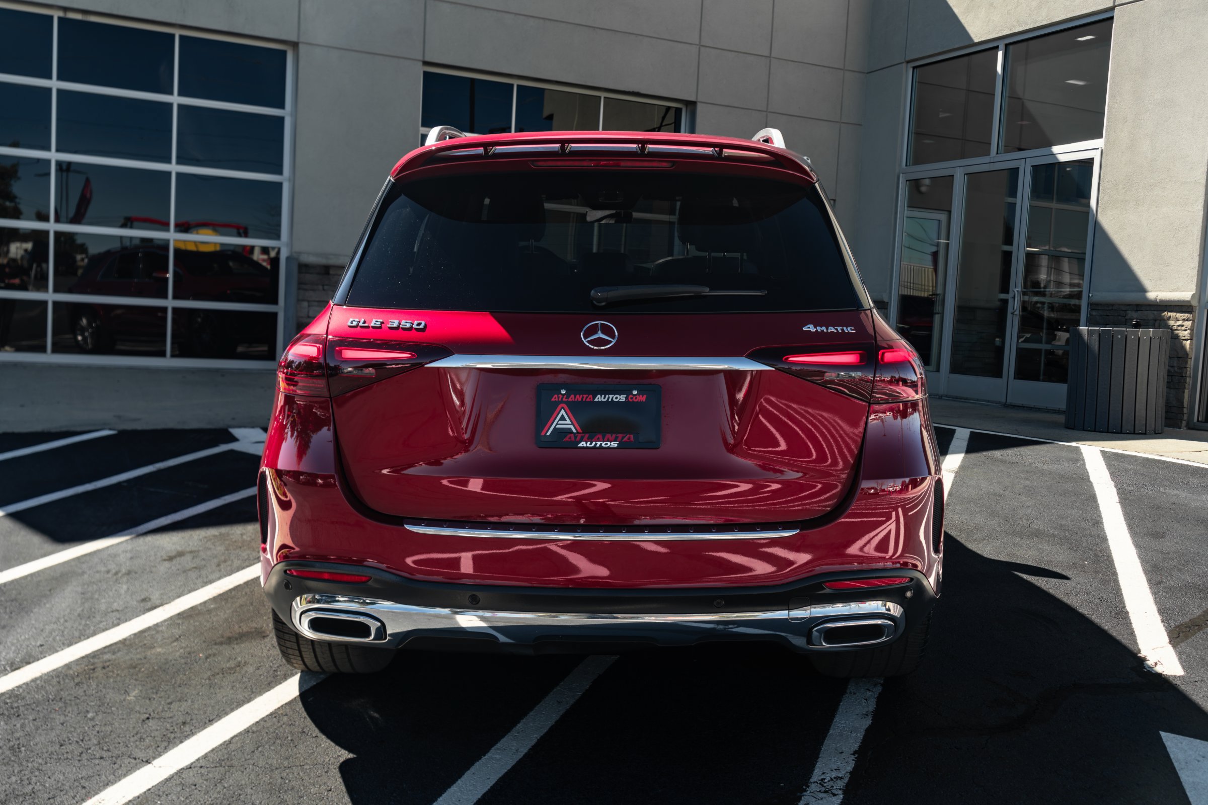 Used 2024 Mercedes-Benz GLE 350 4MATIC w/ AMG Line Exterior image 15