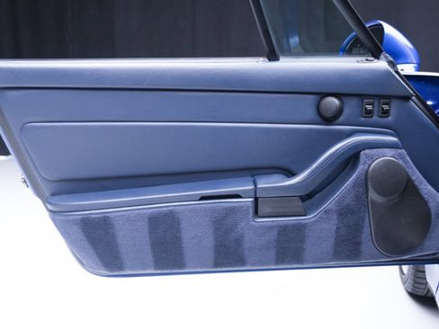Used 1996 Porsche 911 image 36