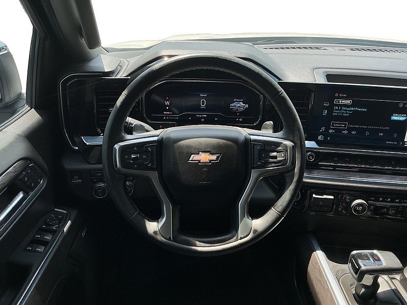 Used 2024 Chevrolet Silverado 1500 LTZ w/ LTZ Convenience Package II AWD/4WD image 15