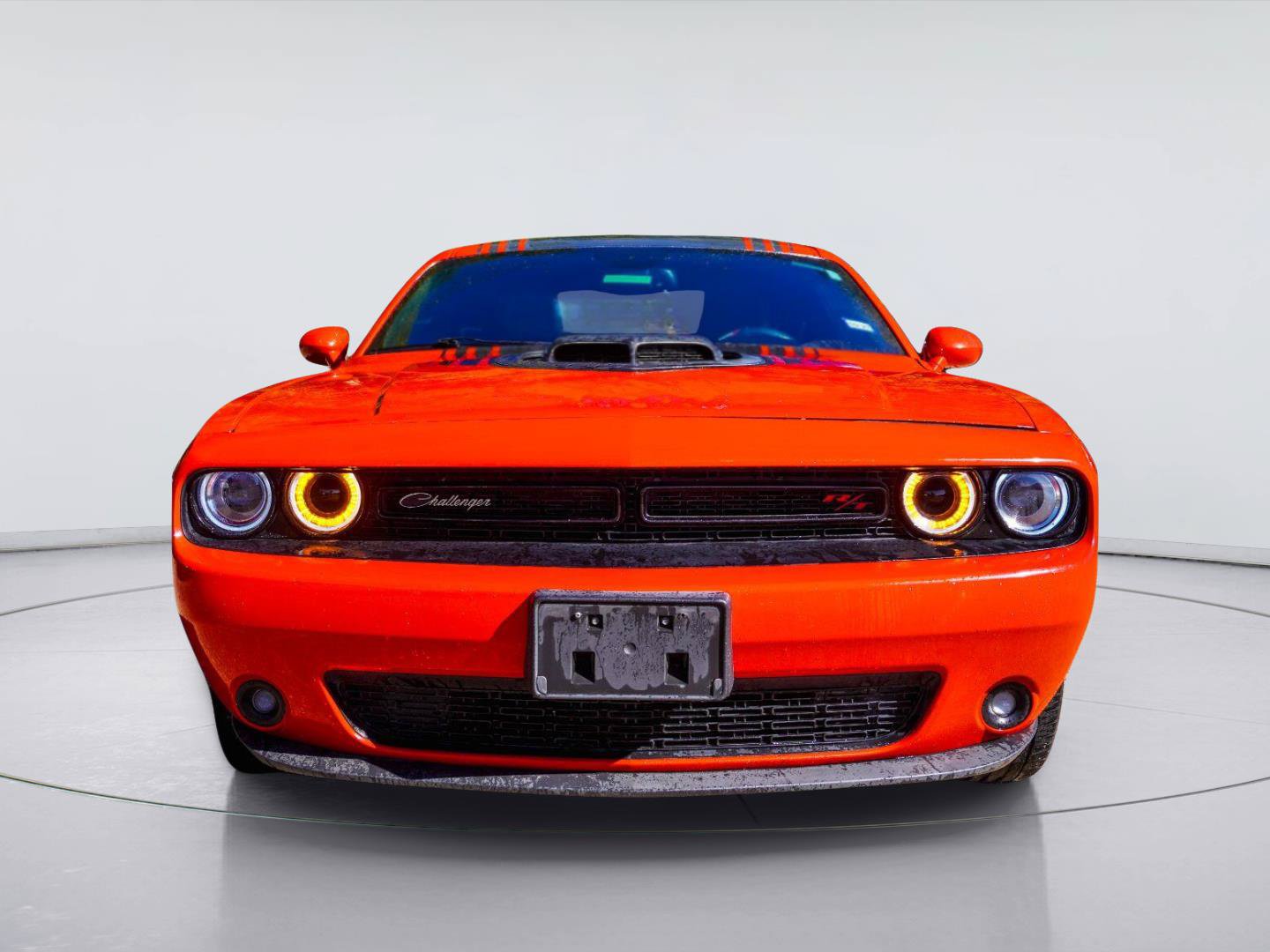 Used 2015 Dodge Challenger R/T Plus RWD image 3