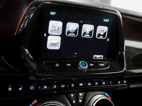 Used 2018 Chevrolet Camaro ZL1 image 65