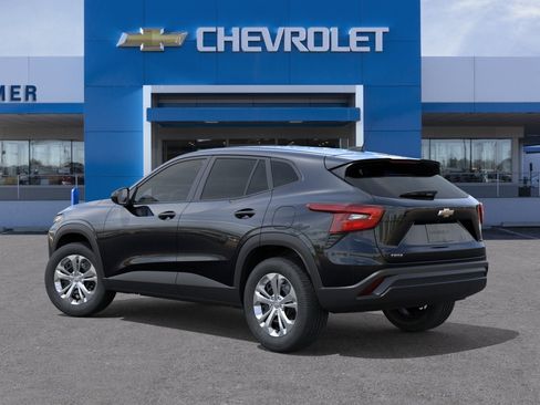 New 2026 Chevrolet Trax LS FWD image 27