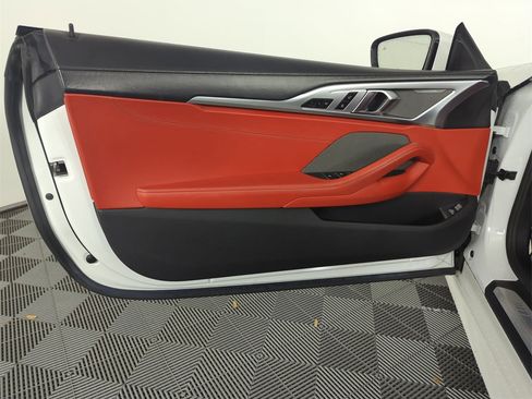 Used 2022 BMW 840i Convertible image 17