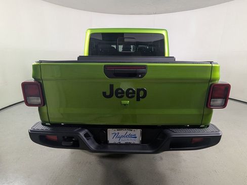 New 2026 Jeep Gladiator Sport image 7