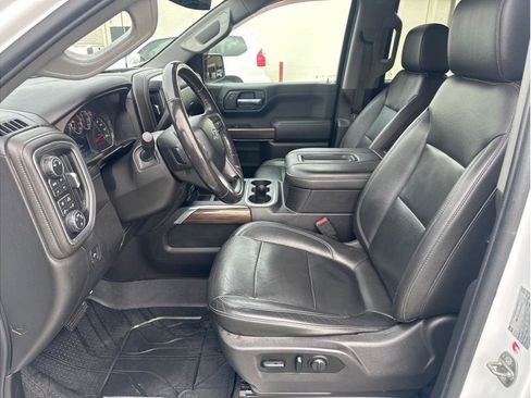 Used 2019 Chevrolet Silverado 1500 LT Trail Boss image 16