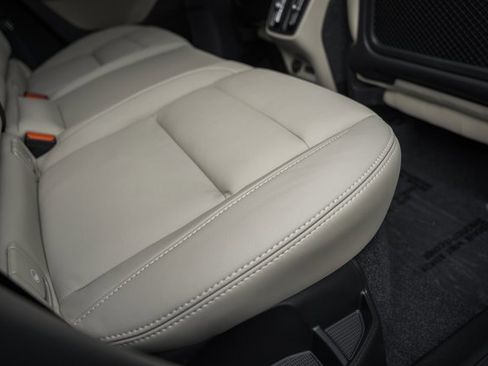 New 2026 Volvo XC40 B5 Plus w/ Protection Package Premier image 31