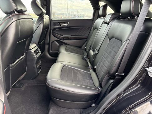Used 2022 Ford Edge ST-Line image 21