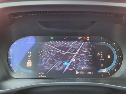 Used 2025 Volvo XC40 B5 Core w/ Protection Package Premier image 32