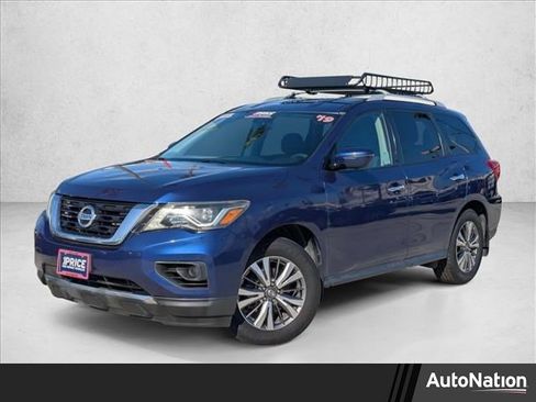 Used 2019 Nissan Pathfinder S image 1