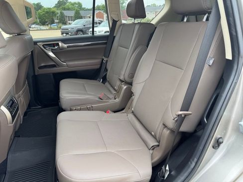 Used 2021 Lexus GX 460 Premium AWD/4WD image 16