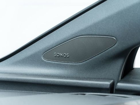 Used 2023 Audi Q4 e-tron Prestige image 24