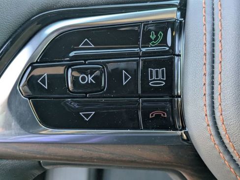 New 2025 Jeep Grand Cherokee Summit image 20