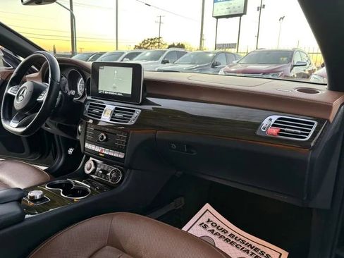 Used 2015 Mercedes-Benz CLS 400 w/ Premium 2 Package image 46