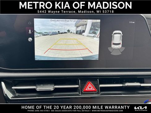 Used 2023 Kia Niro EX Touring FWD image 22