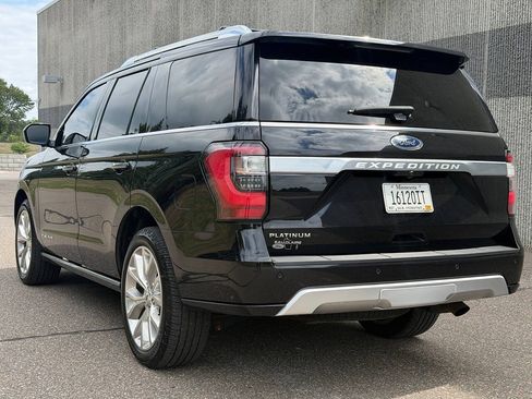 Used 2019 Ford Expedition Platinum AWD/4WD image 4