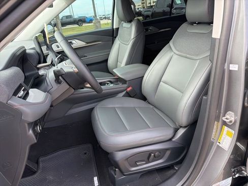 New 2026 Ford Explorer Active w/ Active Comfort Package image 10