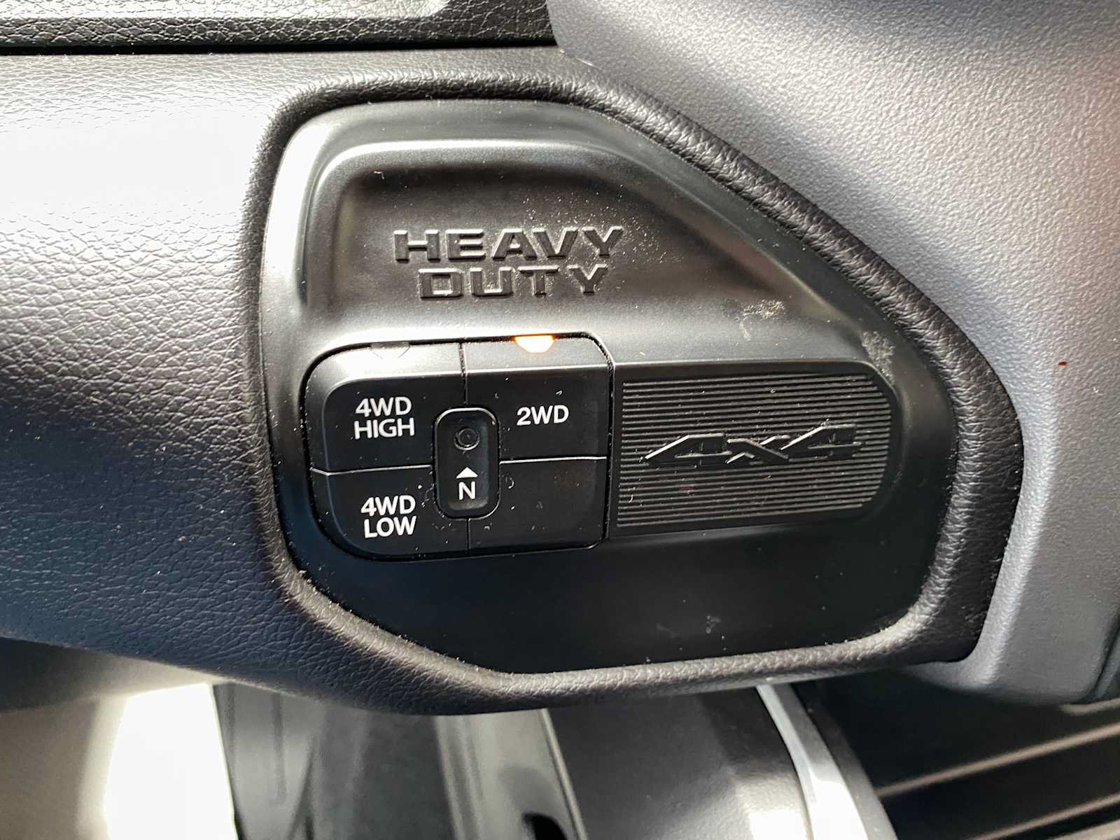 Used 2022 RAM 2500 Big Horn w/ Level C Equiment Group AWD/4WD image 19