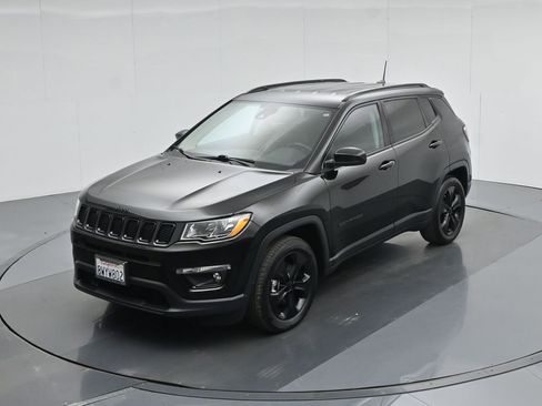 Used 2021 Jeep Compass Latitude image 39