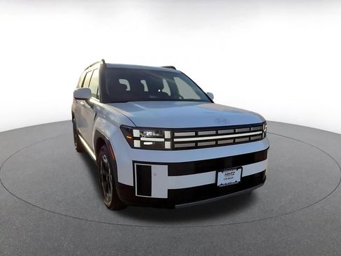 Used 2025 Hyundai Santa Fe SEL image 3