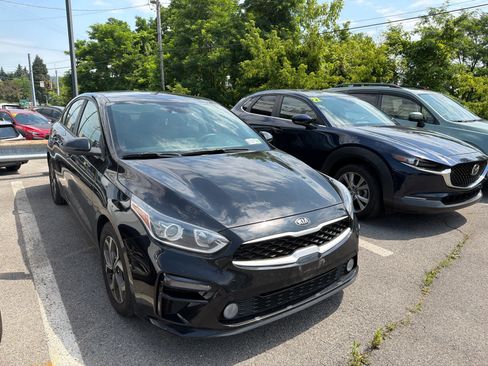 Used 2020 Kia Forte LXS FWD image 10