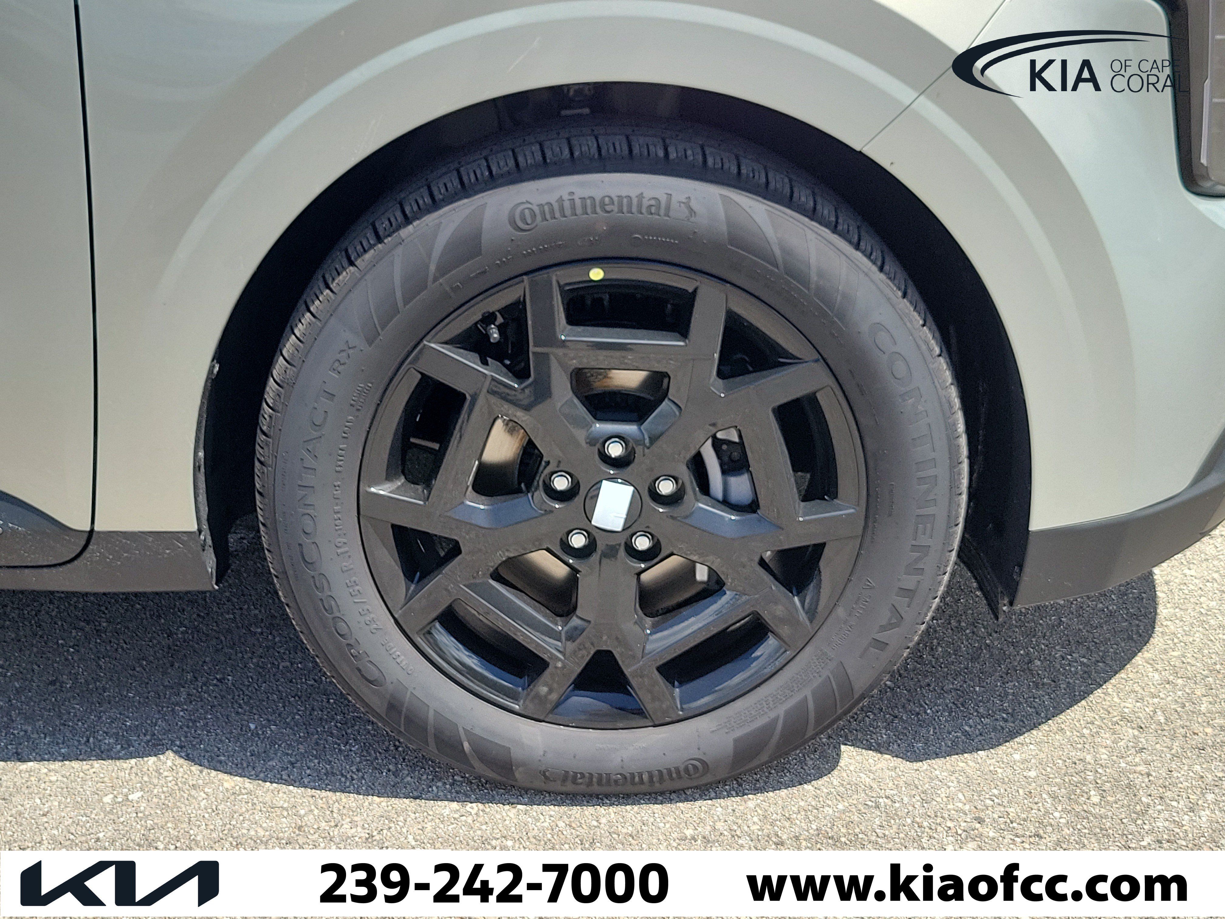 New 2027 Kia Carnival EX w/ Dark Edition Package FWD image 7