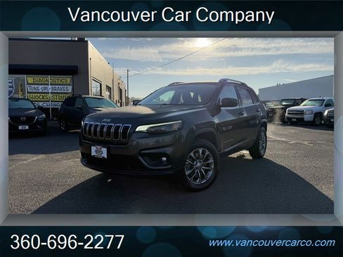 Used 2019 Jeep Cherokee Latitude Plus w/ Cold Weather Group image 32