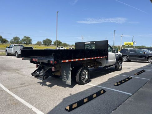 Used 2007 Ford F550 4x4 Regular Cab Super Duty image 3